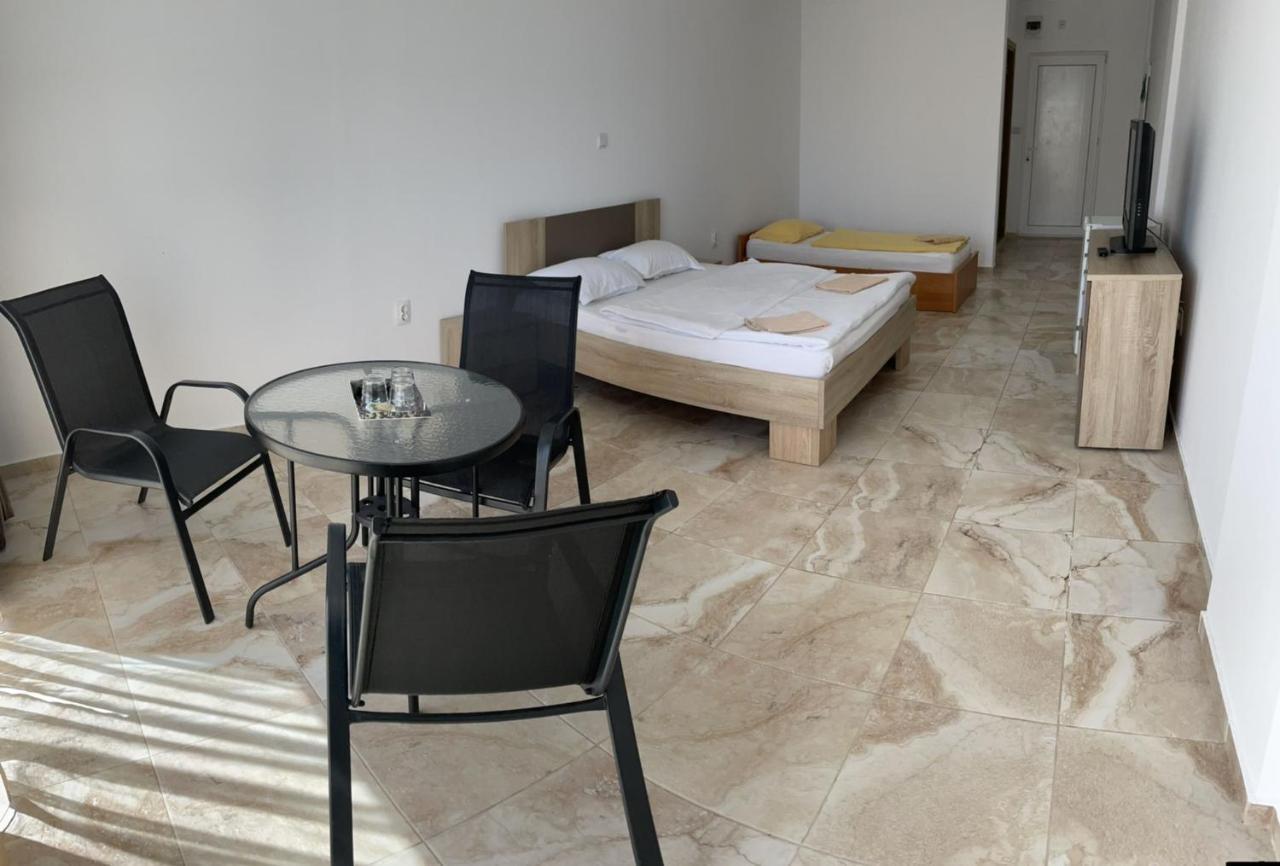Casa Bellevue Appartement Costinesti Buitenkant foto